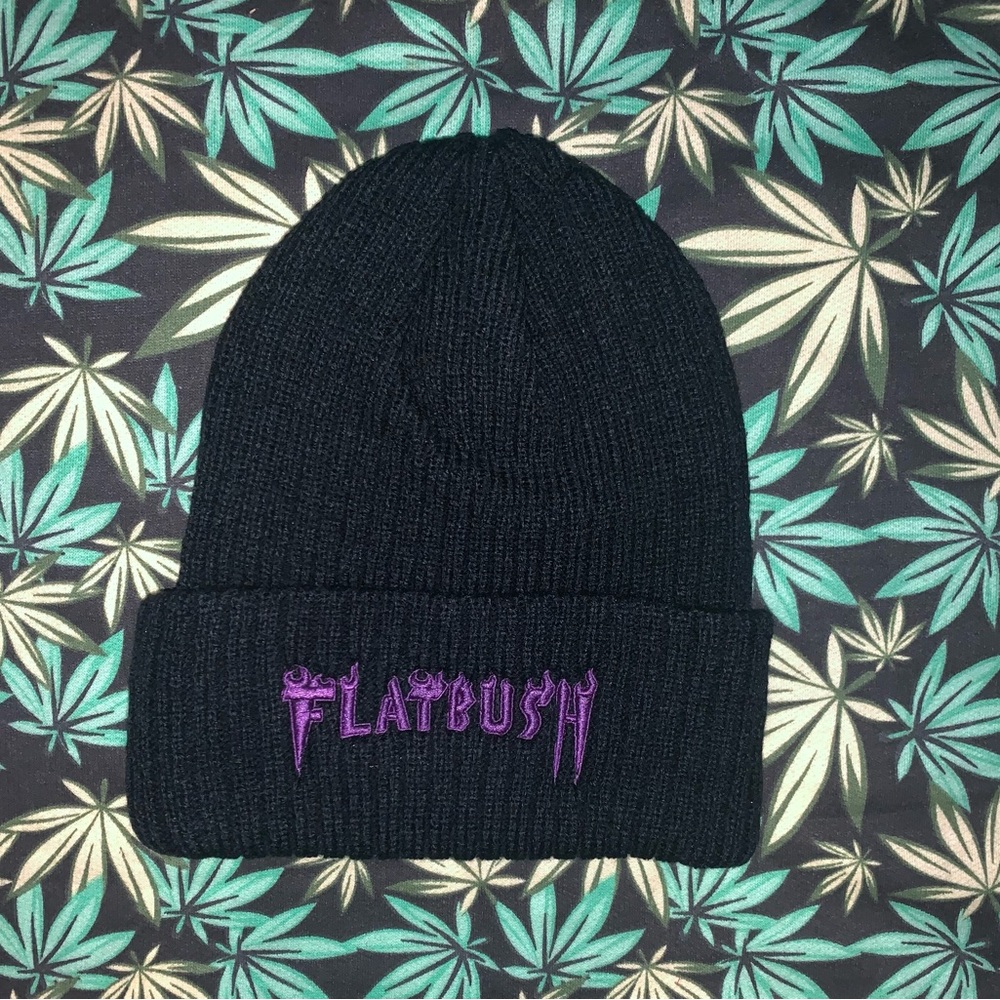 Flatbush black & purple skully